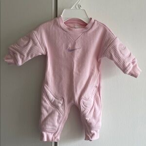 🌈 Nike Baby GIRL Romper NEWBORN Pink Suit Sweat Pants